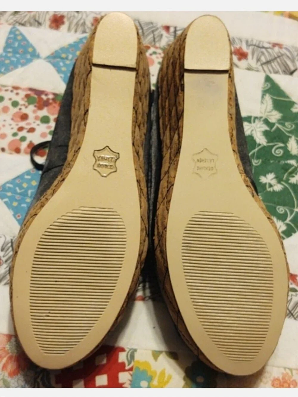 MASTTER Steve Madden Black Satin Cork Wedge Size 9.5